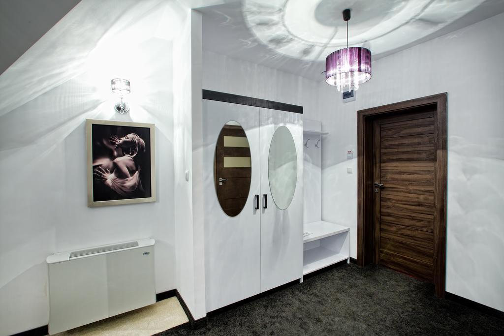 Hotel Millenium Góra Motyczna Cameră foto